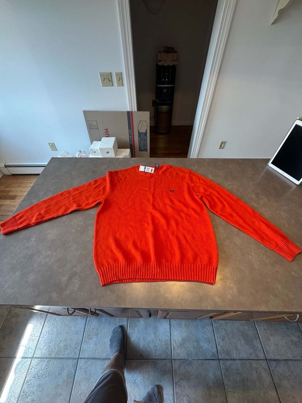 Chaps Men's Orange Crew Neck Long Sleeve Pullover Sweater Size XL New with Tags